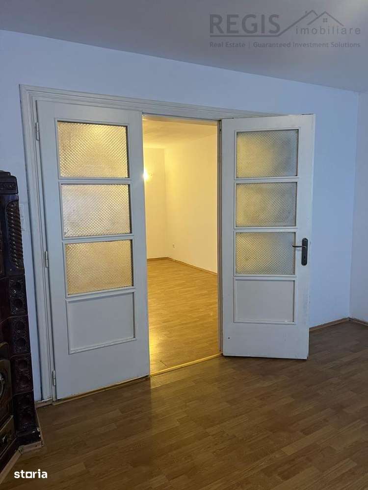 Casa 5 camere Schei Centru Brasov-13