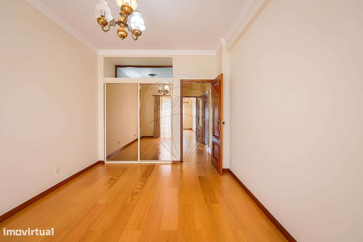 Apartamento T3 Duplex em São Bernardo-21