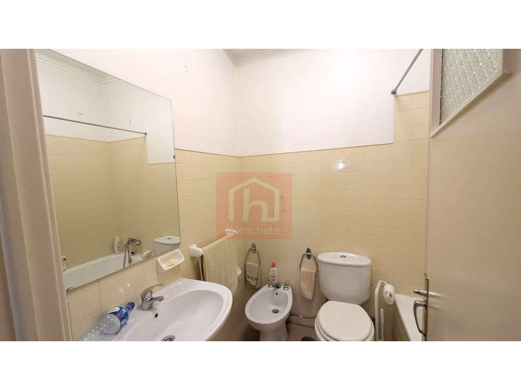 Apartamento T3 na Estrada da Luz, Benfica-22