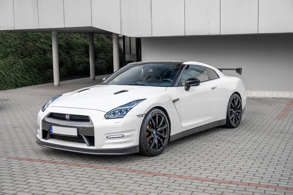 Nissan GT-R Black Edition 2014