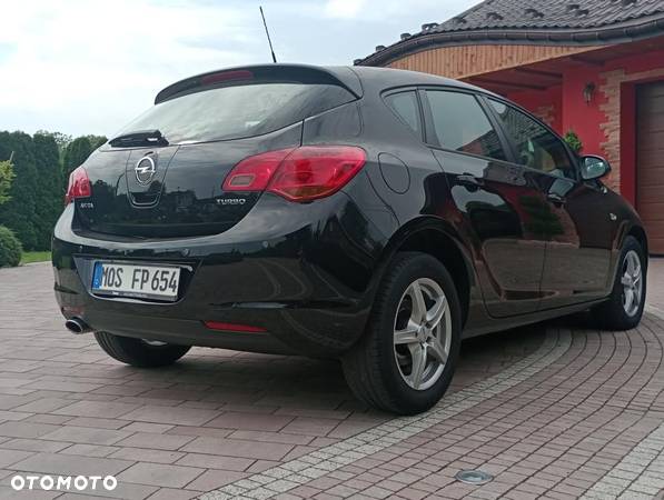 Opel Astra 1.4 Turbo Design Edition - 20