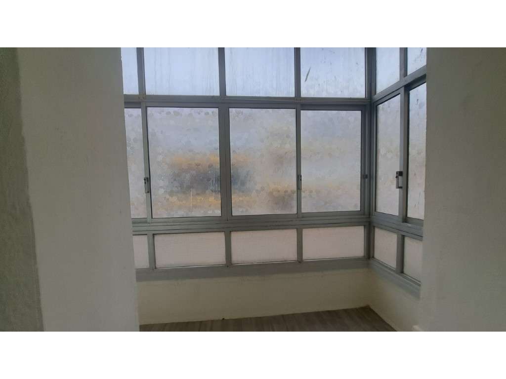 Apartamento T2 Almada Centro Recuperado-14