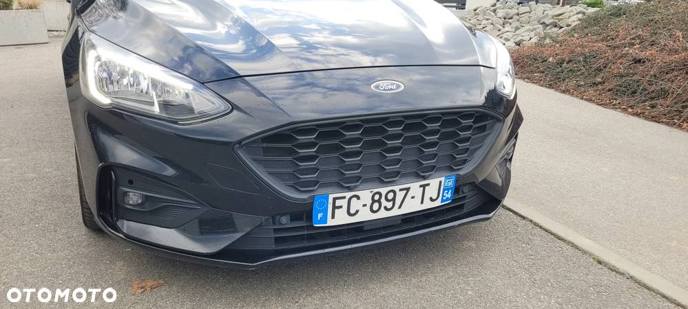 Ford Focus Turnier 1.5 EcoBlue Start-Stopp-System ST-LINE - 28