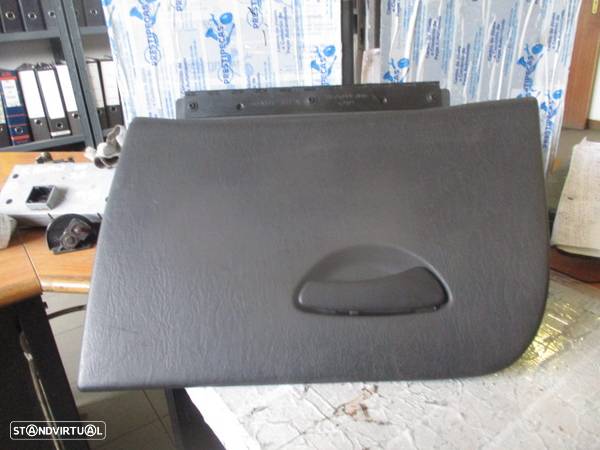 Porta Luvas 98ABA06050AH FORD FOCUS SW 2000 PRETO - 3