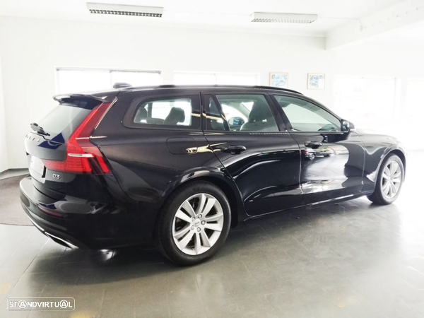 Volvo V60 2.0 D3 Momentum - 6