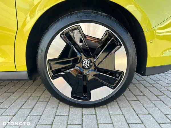 Volkswagen ID.Buzz - 13