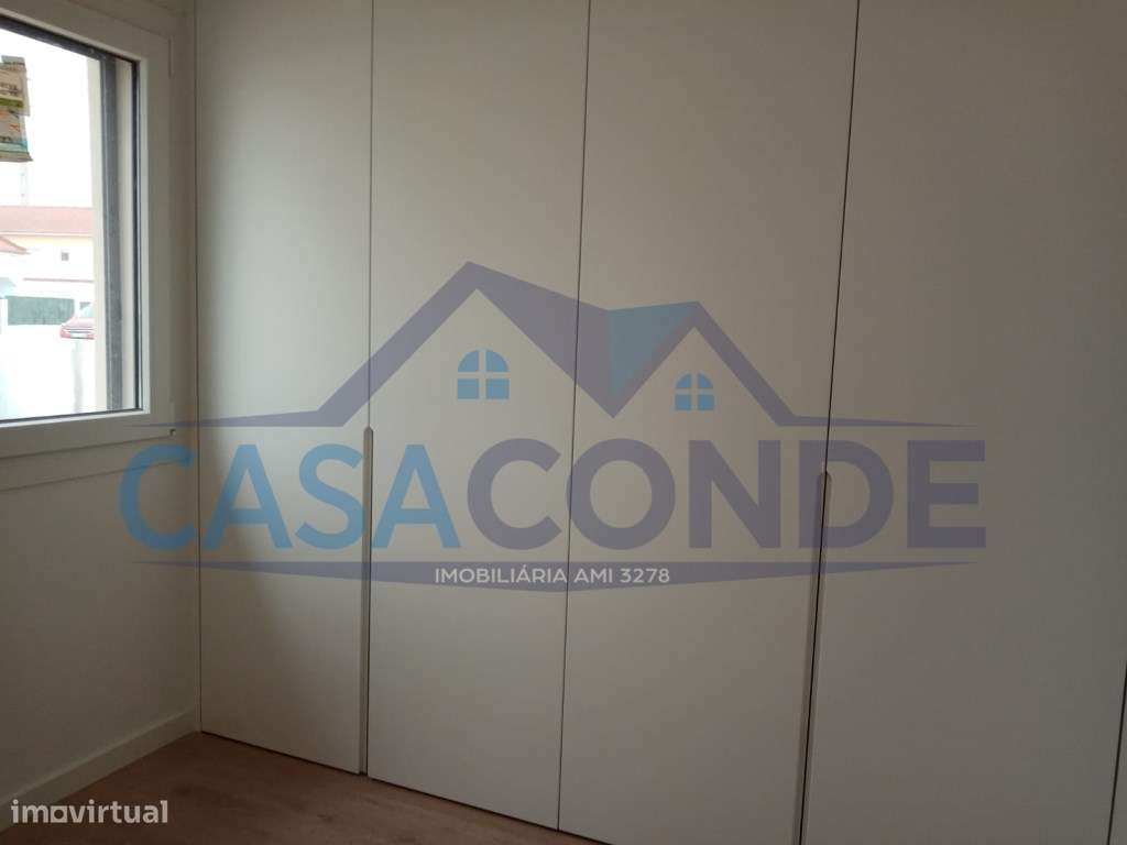 Moradia Isolada Duplex C/Piscina-36