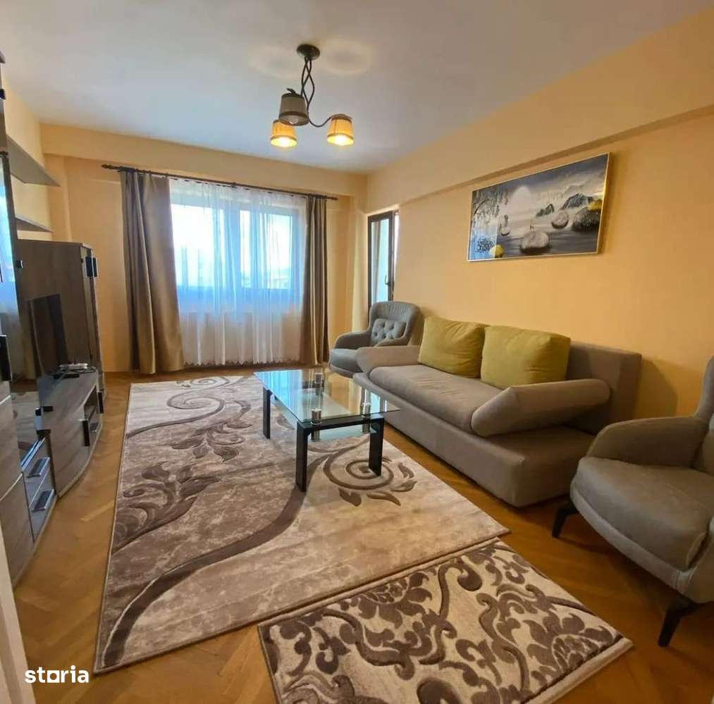 Apartament cu 3 camere - zona centrală - Imagine principală: 1/6