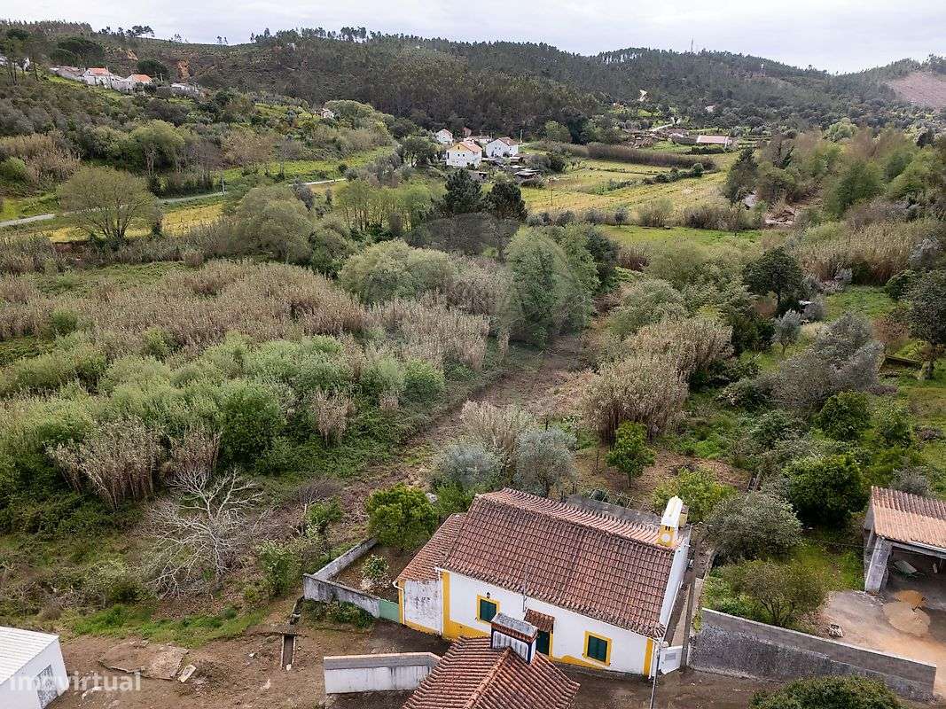 Moradia T2 para venda - Grande imagem: 2/18