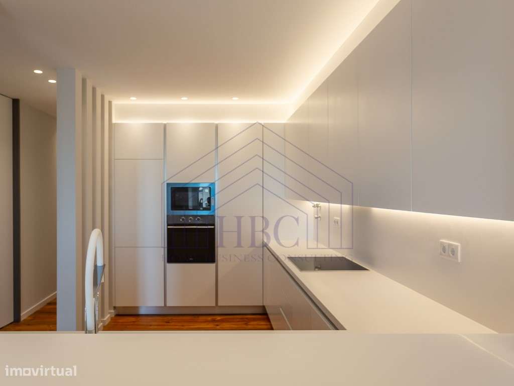 Apartamento T2 Remodelado por Arquiteto | Vista Rio Tejo | Avenida ...-11