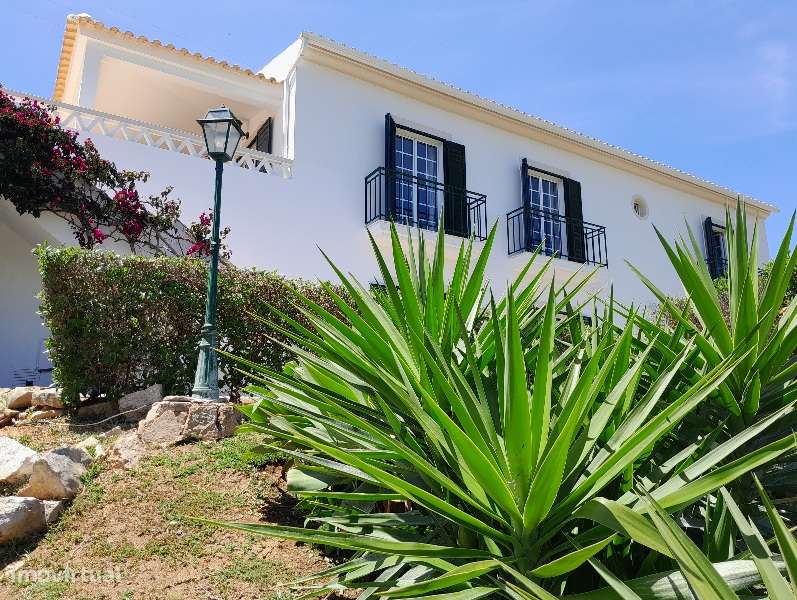 Moradia T3 a 5 minutos Vilamoura - Grande imagem: 4/51