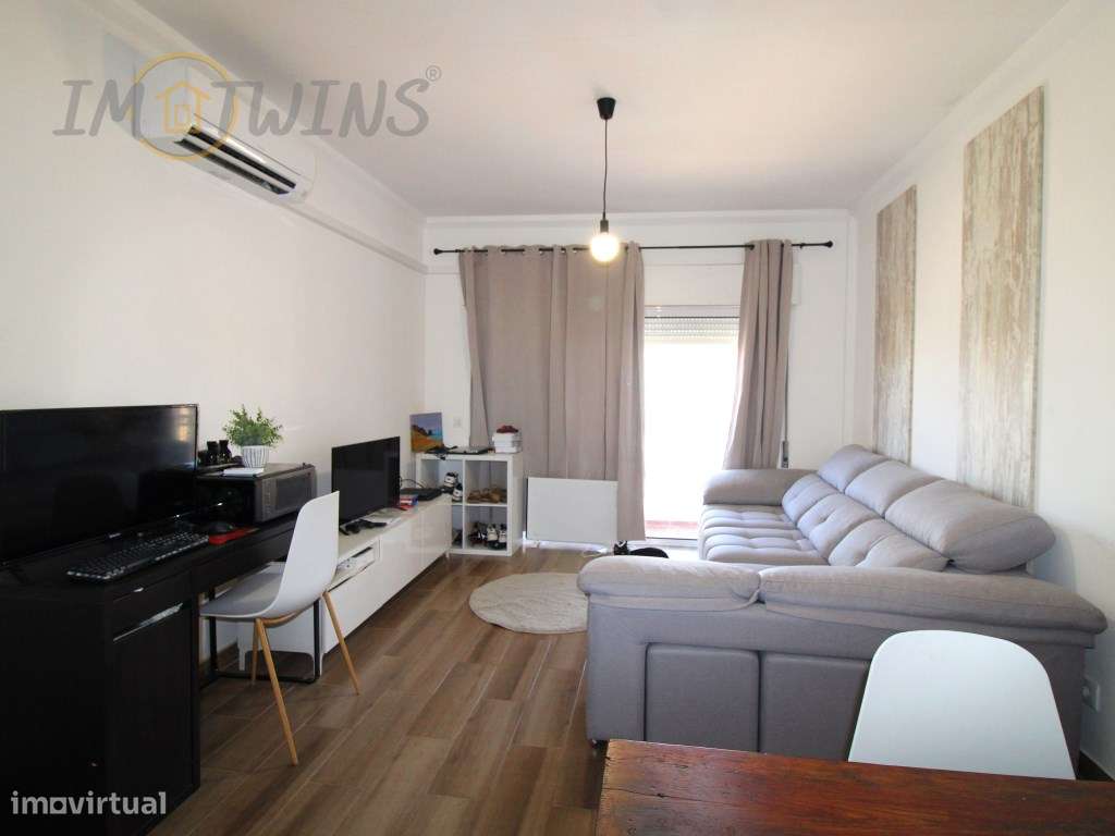 T2 renovado em Portimão - Grande imagem: 3/24