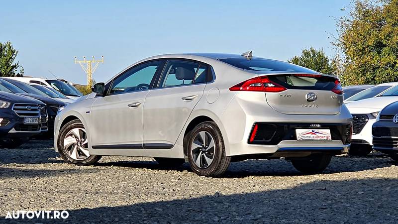 Hyundai IONIQ Hybrid 1.6 GDI Style - 6