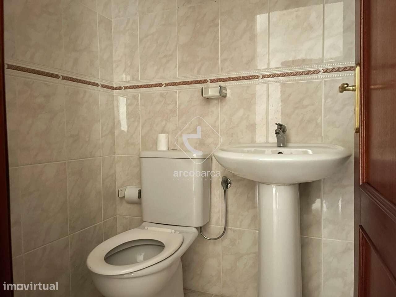 Apartamento T2 no centro da vila de Arcos de Valdevez-4