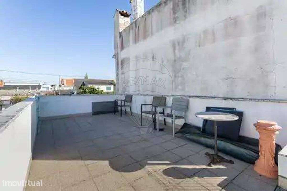 Moradia T6 para venda-29