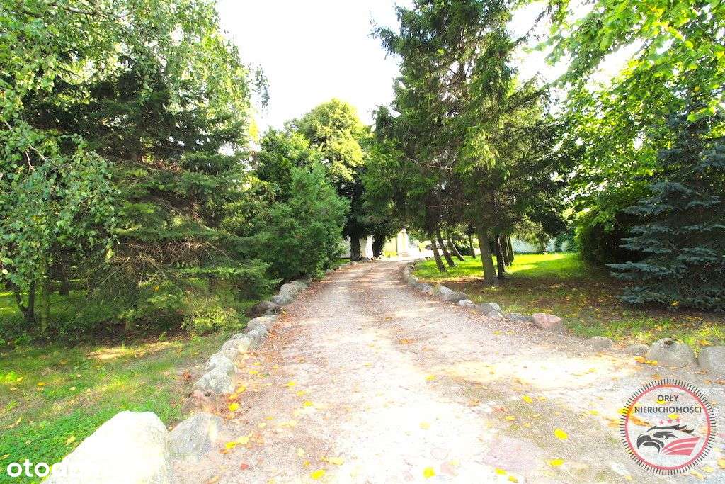 Dom z Ogrodem nad Jeziorem – Komfort i Spokój w Dź-0