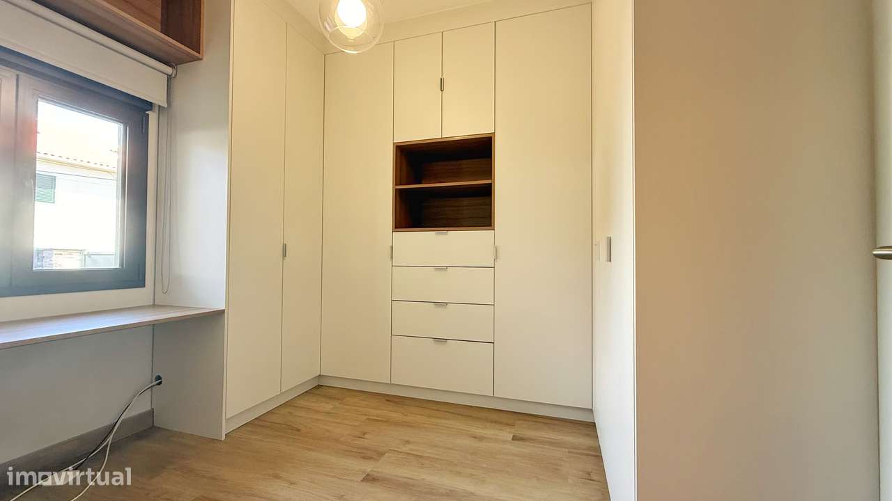 Moradia IsoladaT1+1 Totalmente Remodelada -Charneca da Caparica-25