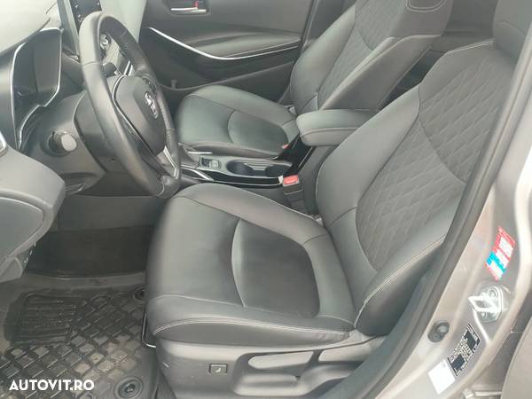 Toyota Corolla 1.8 HSD Exclusive interior Gri - 11