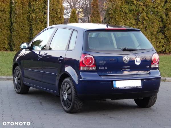 Volkswagen Polo 1.4 Comfortline - 4