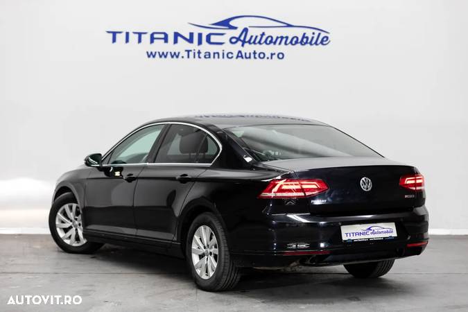 Volkswagen Passat Variant 2.0 TDI DSG 4Motion Highline - 4