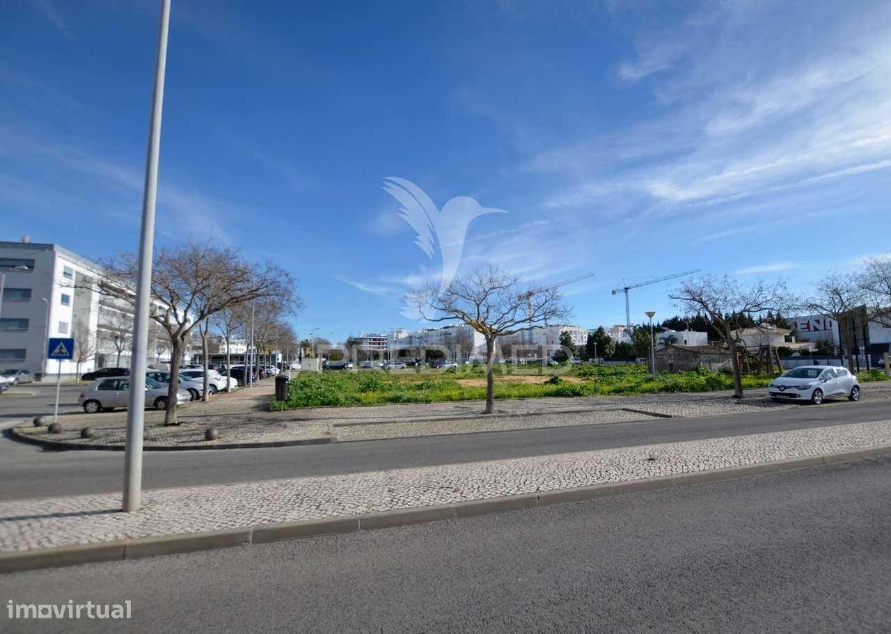 Terreno para construir 16 fogos em Loulé - Grande imagem: 5/10