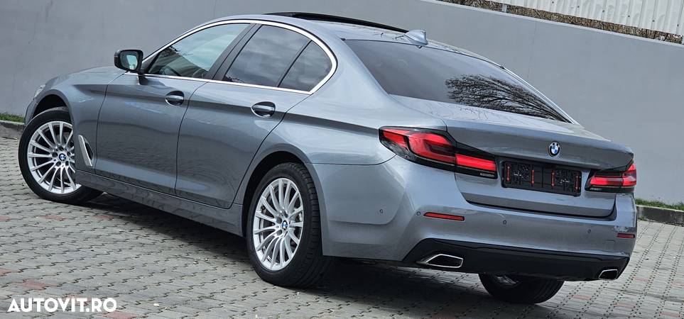 BMW Seria 5 520d Aut. Luxury Line - 4