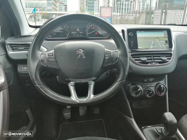 Peugeot 2008 1.6 e-HDi Allure - 12