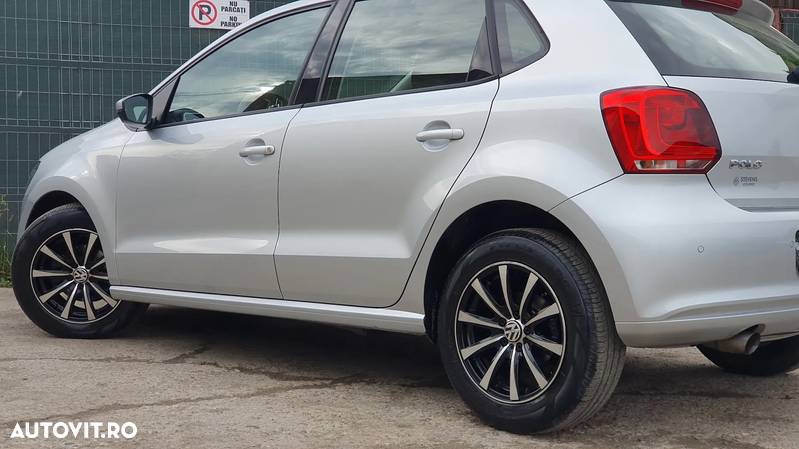 Volkswagen Polo 1.4 DSG Comfortline - 16