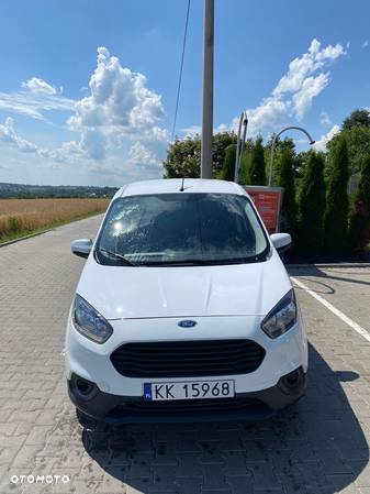 Ford Transit Courier - 4