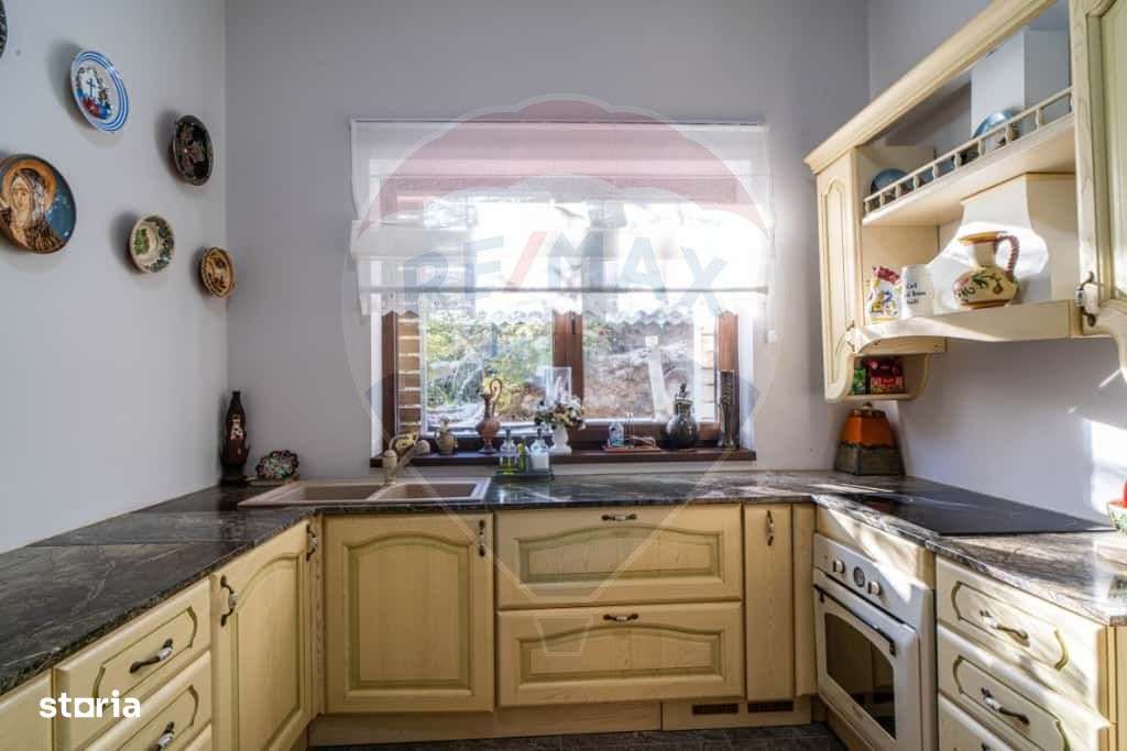 Vanzare 2 Cabane Lux Muntele Baisorii,  Afacere la cheie, Prosumator-15