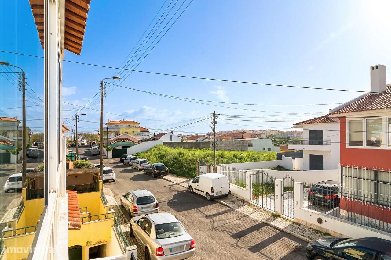 Refúgio acolhedor em São Domingos de Rana – T2+1 cheio de luz-24