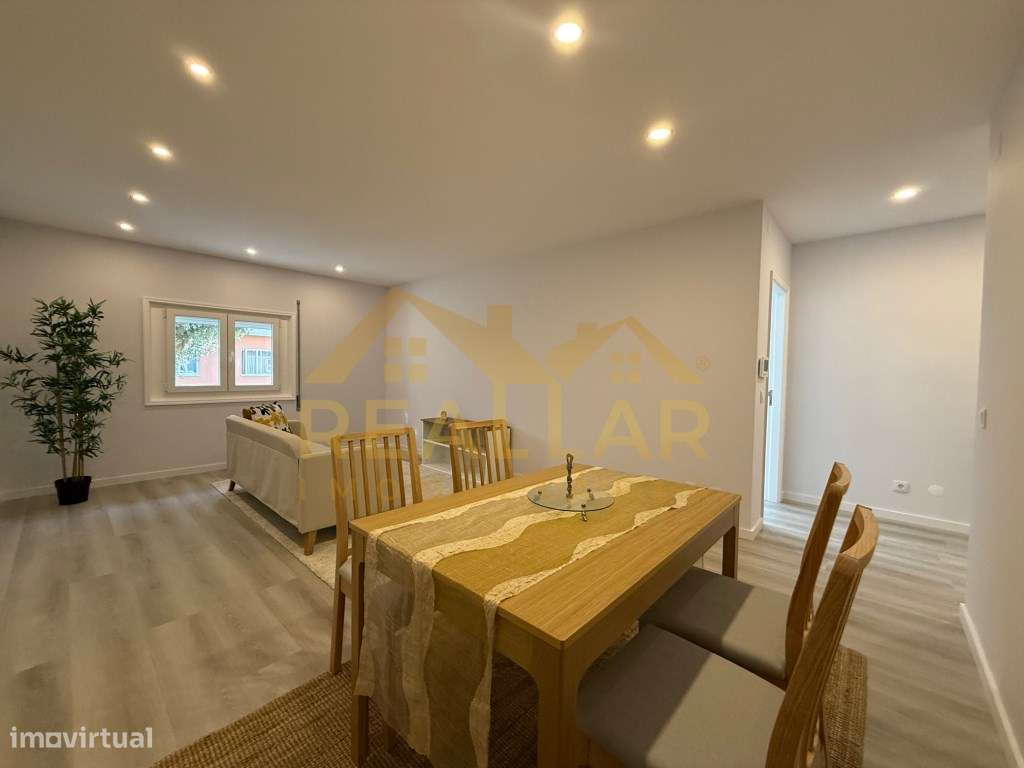 Apartamento T2 + 1 Remodelado em Vila do Conde - Grande imagem: 4/27