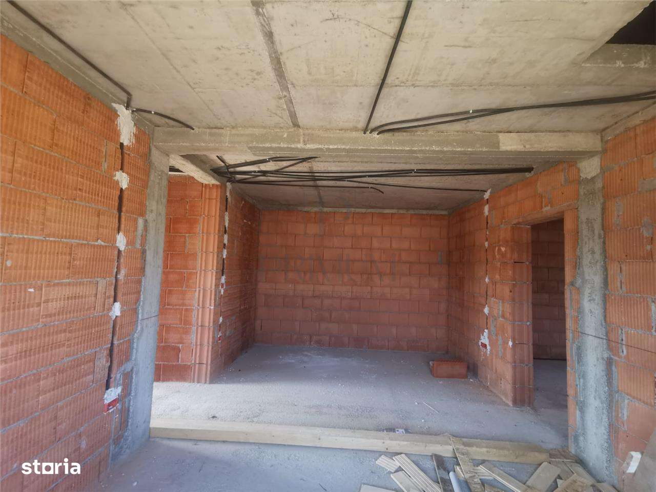 Duplex in constructie - bucatarie inchisa - zona foarte buna - toate u - Imagine principală: 5/6