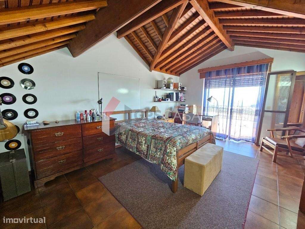 Moradia com vista mar e pronta a entrar-34