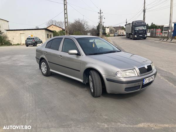 Skoda Octavia Tour 1.4 - 6