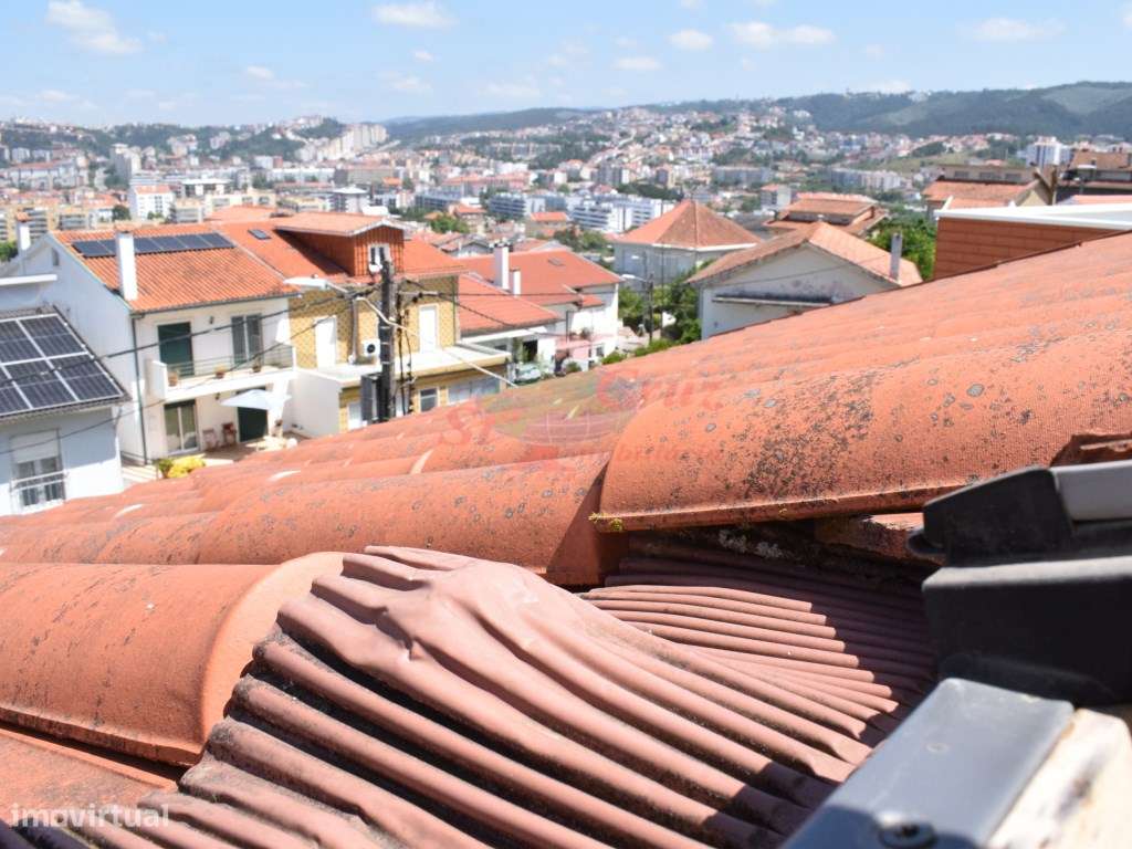 Apartamento T3 + Sótão Dividido - Pinhal de Marrocos-23