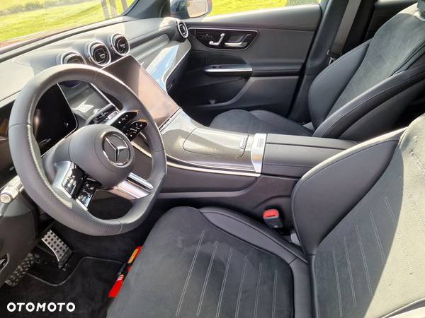 Mercedes-Benz GLC Coupe 220 d mHEV 4-Matic AMG Line - 13