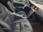 Volvo S60 D4 Summum - 32