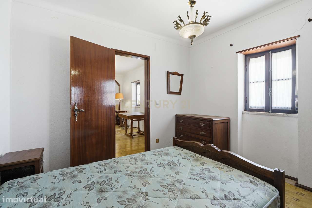 Quinta em Bonabal com Moradia T3 + Armazém + Terreno com mais de 3 400-7