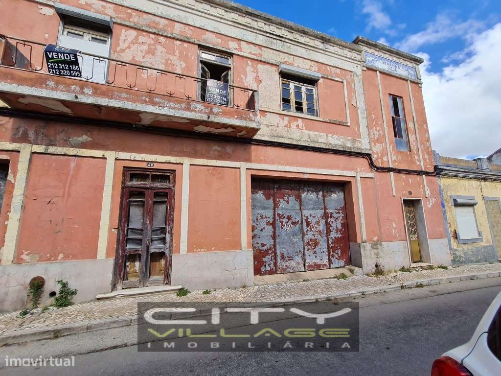 Prédio Centro Montijo-3