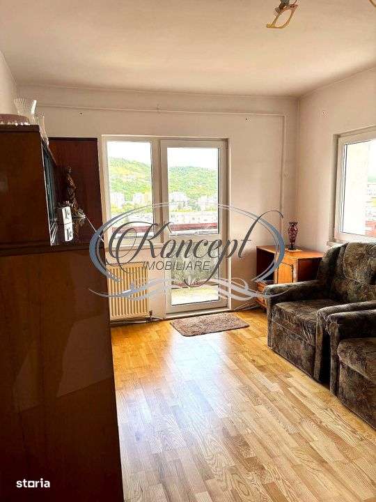 Apartament spatios si luminos cu priveliste spre oras, zona OMV Manast - Imagine principală: 2/14