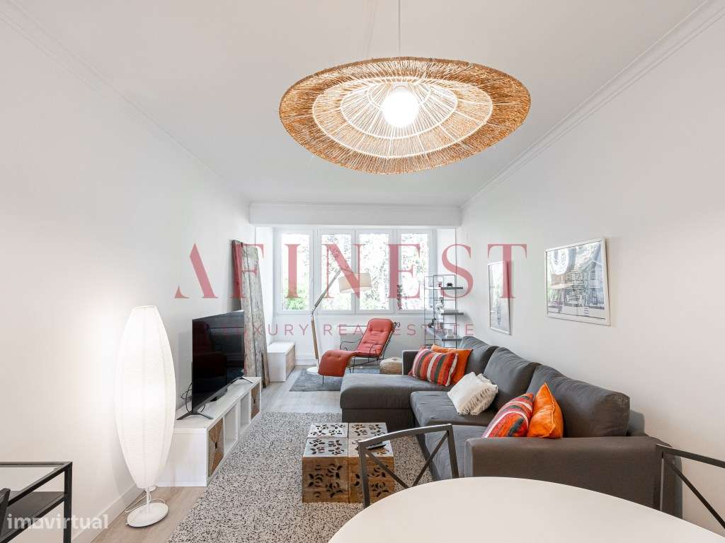 APARTAMENTO T2 CENTRO CASCAIS PARA ARRENDAR COM GARAGEM - Grande imagem: 2/22