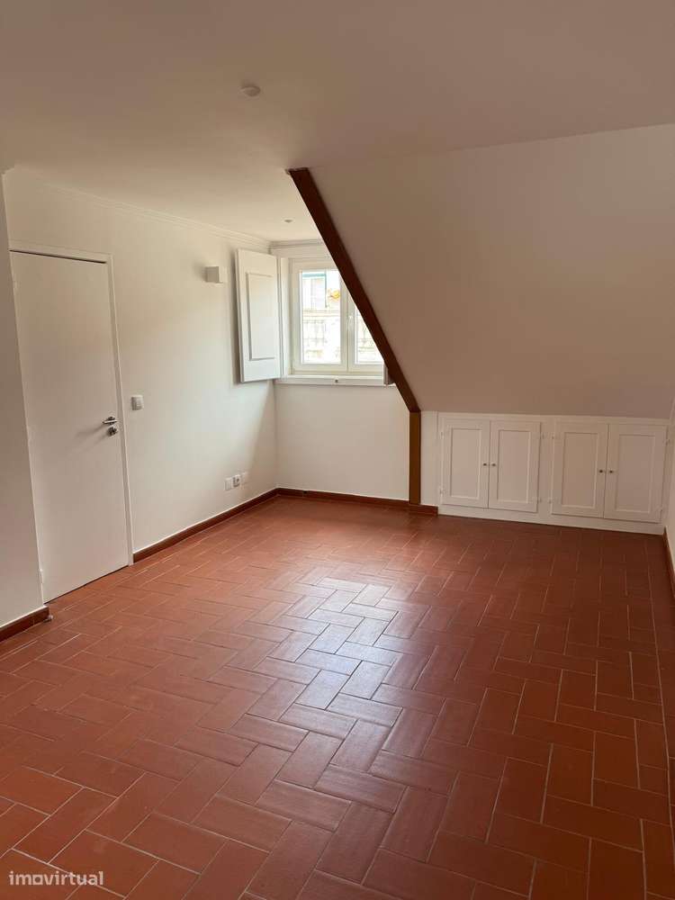 Luminoso T2, cobertura duplex com terraço no coração dp Principe Real - Grande imagem: 5/12