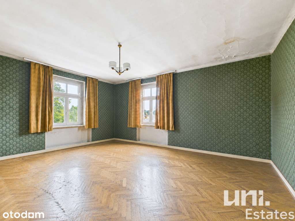 Narożne mieszkanie w kamienicy/2 balkony/Centrum