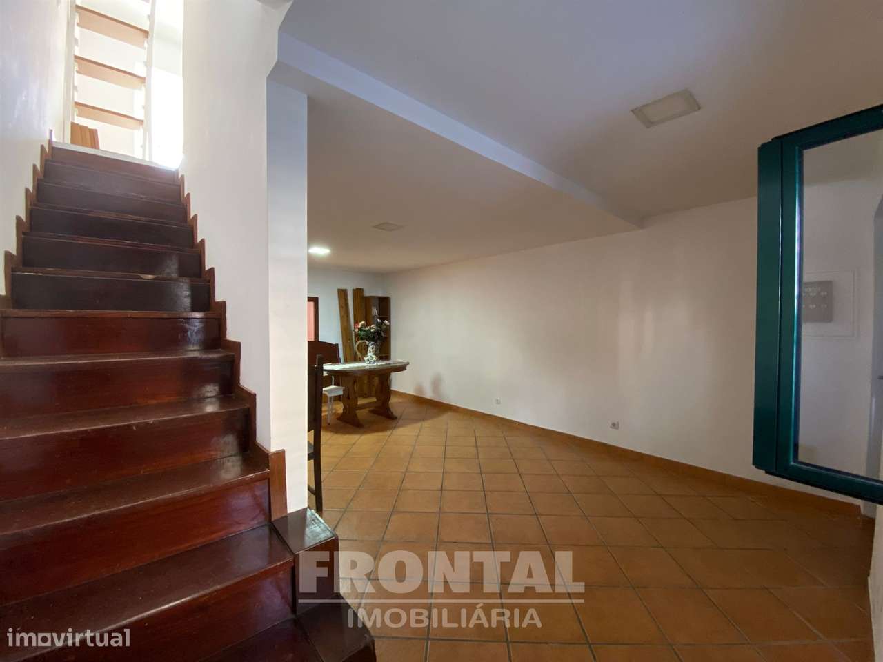 Moradia Geminada T1+1 | Zona em Expansão do Porto, Ramalde-12