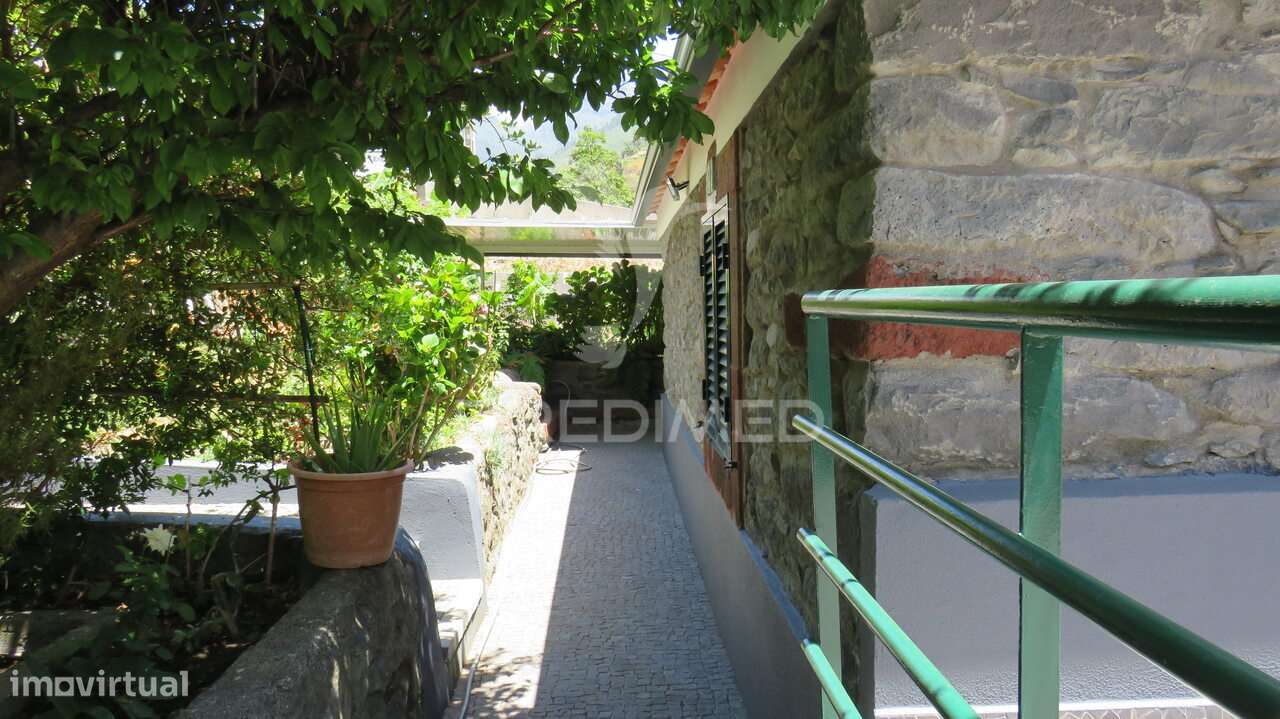 Moradia recuperada T3 e Palheiro com 512m2 de Terreno - Grande imagem: 4/17