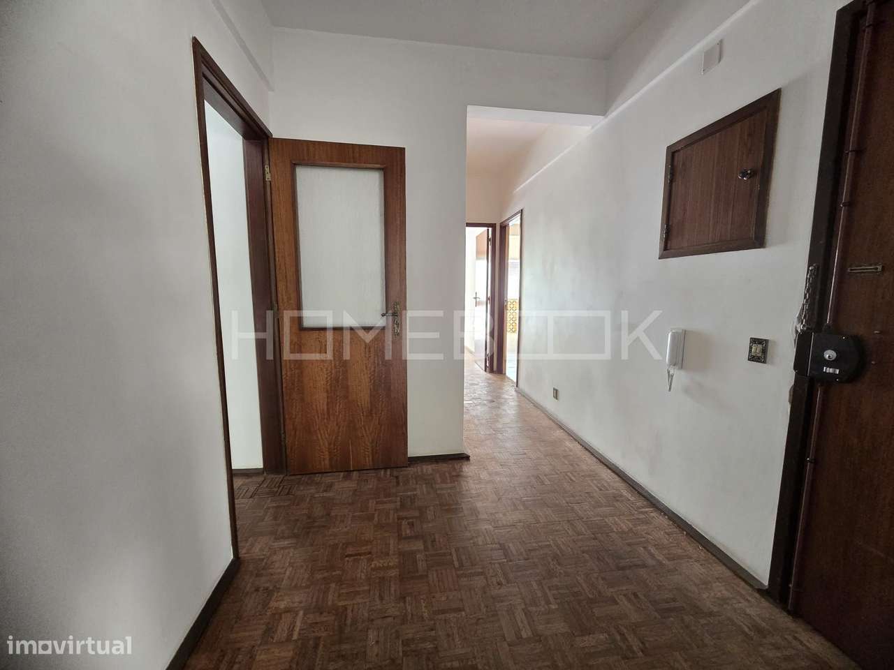 Apartamento T3  em Setúbal com varanda-9
