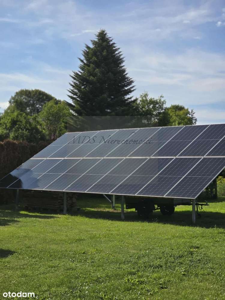 dom z dużą działką-9