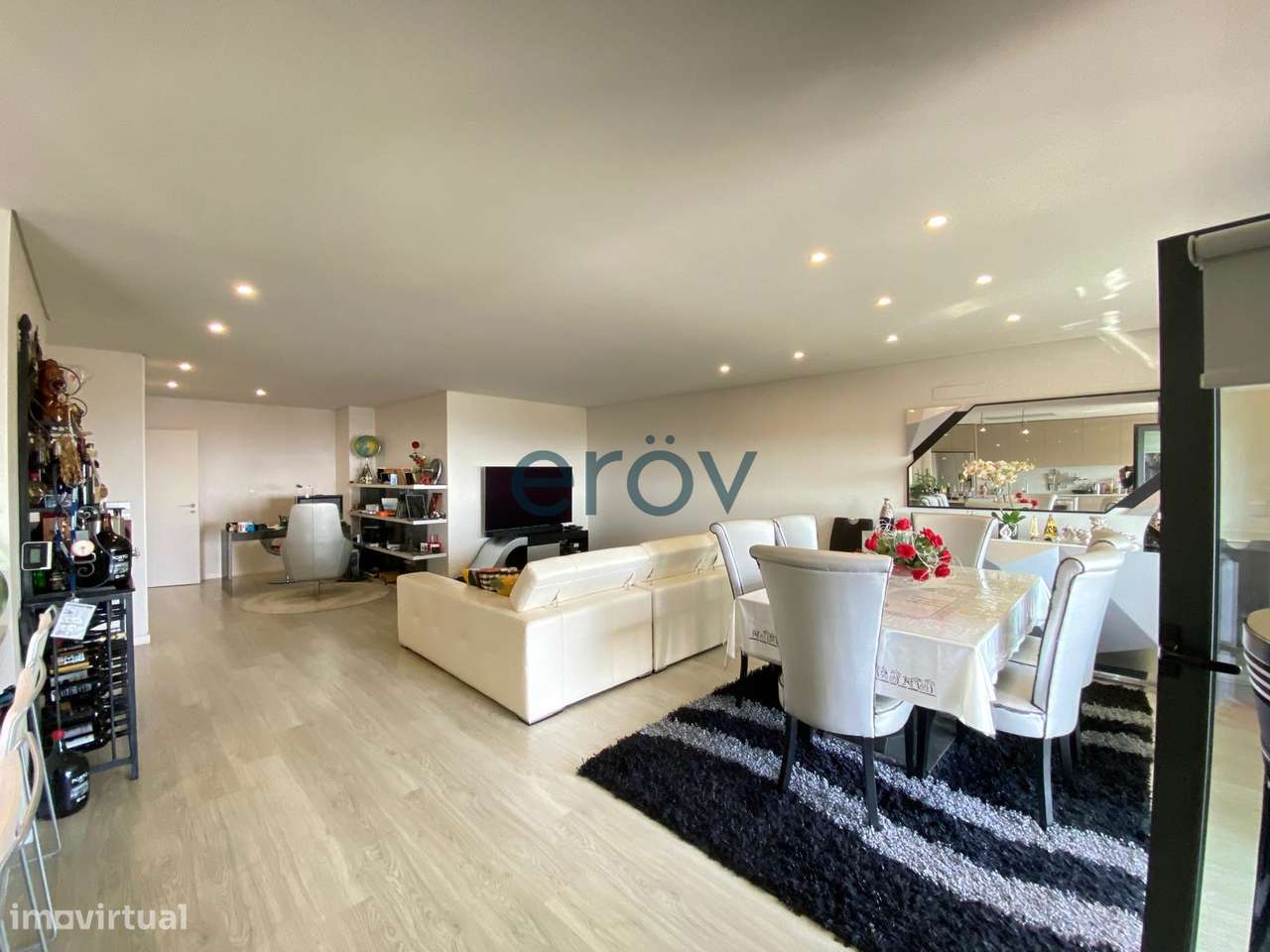 Apartamento T3+1 em Santa Marinha - Vila Nova de Gaia - Grande imagem: 2/42