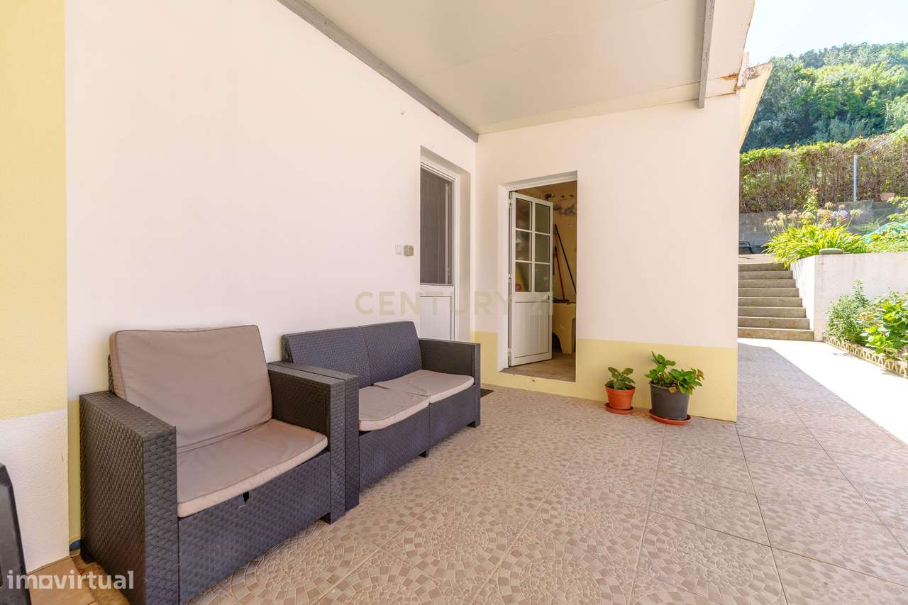 Moradia T4 com 2.971 m² de Terreno e Vista Panorâmica-43